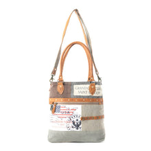 Load image into Gallery viewer, Myra Bag USA Freedom Tote Bag
