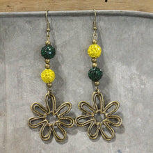 Load image into Gallery viewer, The Primitive Peddler Shasta Daisy Kind Of Day Dangle Earrings

