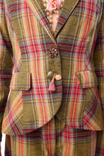 Load image into Gallery viewer, Aratta Season Statement Blazer
