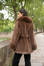 Load image into Gallery viewer, CHOKLATE PARIS Faux fur coat with large collar
