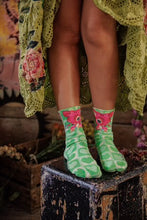 Load image into Gallery viewer, Magnolia Pearl Deer Heart MP Socks
