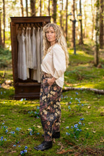 Load image into Gallery viewer, Market of Stars Lionheart Linen Crop Artist Pant w/ florals &amp; Narnia print
