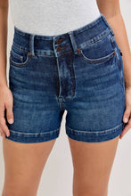 Load image into Gallery viewer, Judy Blue Jeans HW T.C. Slim Short
