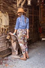Load image into Gallery viewer, Market of Stars Love Language Linen Cropped Artist Pant w/ Flowers
