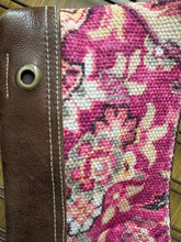 Load image into Gallery viewer, Myra Matchless Pouch
