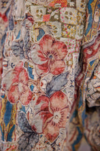 Load image into Gallery viewer, Magnolia Pearl Applique Kiki Bloomers
