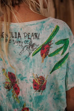 Load image into Gallery viewer, Magnolia Pearl Be My Ladybug T
