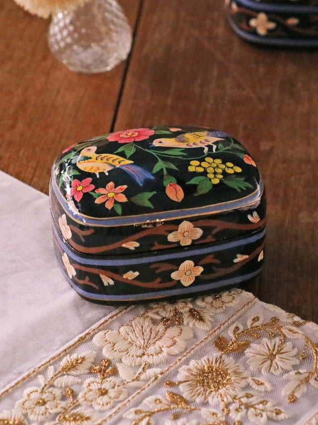 April Cornell Darjeeling Trinket Box