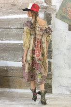 Load image into Gallery viewer, Magnolia Pearl Applique Ebie Dress
