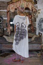 Load image into Gallery viewer, Magnolia Pearl Let Love In T Dress
