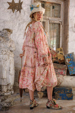 Load image into Gallery viewer, Magnolia Pearl Della Dreamer Dress
