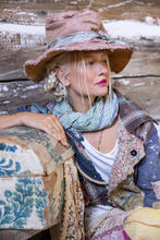 Load image into Gallery viewer, Magnolia Pearl Jacquard The Beau Top Hat
