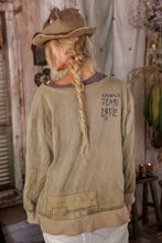 Load image into Gallery viewer, Magnolia Pearl Fleece Riehl Henley
