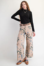 Load image into Gallery viewer, Easel Floral Printed Soft Stretch Twill Pants
