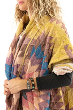 Load image into Gallery viewer, Magnolia Pearl Quiltwork Taos Kimono

