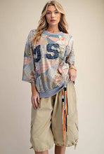 Load image into Gallery viewer, Easel 3/4 Sleeve USA Patch Sweatshirt
