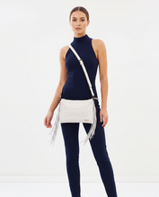 Load image into Gallery viewer, Pranee Bags Austin Katie
