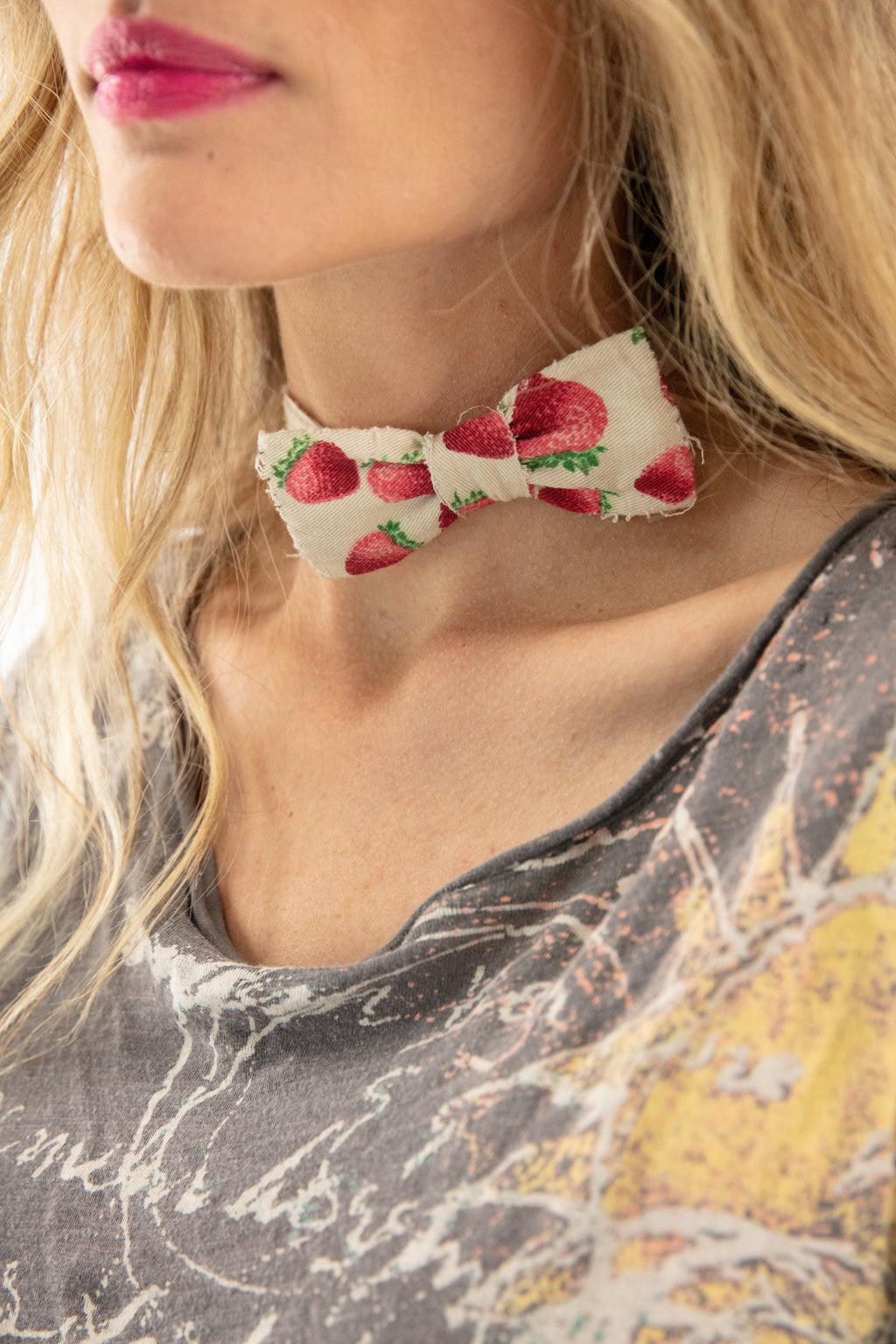 Magnolia Pearl Ender Bowtie
