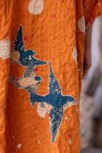 Load image into Gallery viewer, Magnolia Pearl Polka Dot Dashi Kimono
