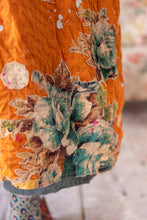 Load image into Gallery viewer, Magnolia Pearl Polka Dot Dashi Kimono
