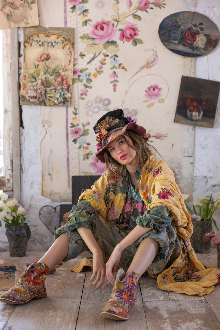 Magnolia Pearl Dragon Romani Kimono