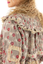 Load image into Gallery viewer, Magnolia Pearl Alea Cropped Jacket

