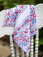 Load image into Gallery viewer, April Cornell Magnolia Americana Luncheon Napkin
