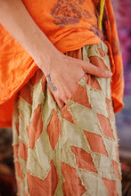 Load image into Gallery viewer, Magnolia Pearl Quiltwork Garcon Trousers
