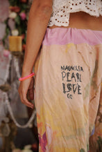 Load image into Gallery viewer, Magnolia Pearl Dama Dama La Jolla Joggers
