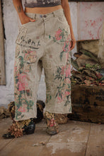 Load image into Gallery viewer, Magnolia Pearl Vincent Dani Blues Denims
