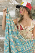 Load image into Gallery viewer, Magnolia Pearl Printed Ravi Scarf
