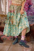 Load image into Gallery viewer, Magnolia Pearl Layered Lucca Skirt
