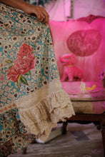 Load image into Gallery viewer, Magnolia Pearl Anselma Skirt
