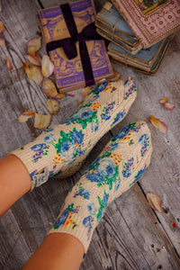 Magnolia Pearl Floral Lil Dipper Socks