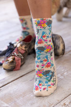 Load image into Gallery viewer, Magnolia Pearl Pony MP Socks
