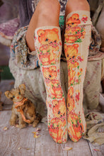 Load image into Gallery viewer, Magnolia Pearl Mister Sunshine Big Dipper Socks
