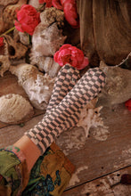 Load image into Gallery viewer, Magnolia Pearl Art Class MP Socks
