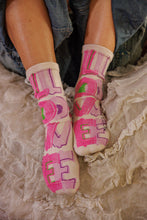 Load image into Gallery viewer, Magnolia Pearl Circus Love MP Socks
