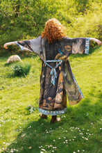 Load image into Gallery viewer, Market Of Stars Wild Beauty Opera Duster Kimono Robe
