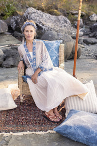 Market of Stars Head In The Clouds Cropped Kimono