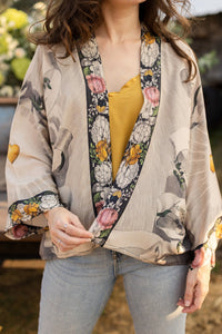 Market of Stars Take My Hand Cropped Kimono