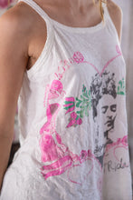 Load image into Gallery viewer, Magnolia Pearl Frida Corazón Luminoso Lana Tank

