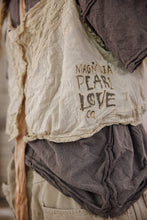 Load image into Gallery viewer, Magnolia Pearl Flosi Cami Tank
