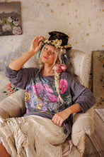 Load image into Gallery viewer, Magnolia Pearl Flor De La Passion Viggo T
