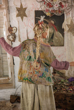 Load image into Gallery viewer, Magnolia Pearl Dama Dama Hermosa Sweatshirt
