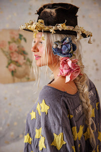 Magnolia Pearl Star Appliqué Viggo T