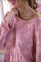 Load image into Gallery viewer, Magnolia Pearl Star Appliqué Viggo Tee
