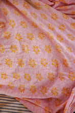 Load image into Gallery viewer, Magnolia Pearl Viggo T
