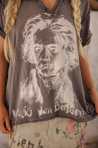 Magnolia Pearl Beethoven Portrait Julien Henley