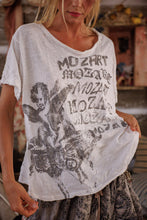 Load image into Gallery viewer, Magnolia Pearl Mozart Mozart T
